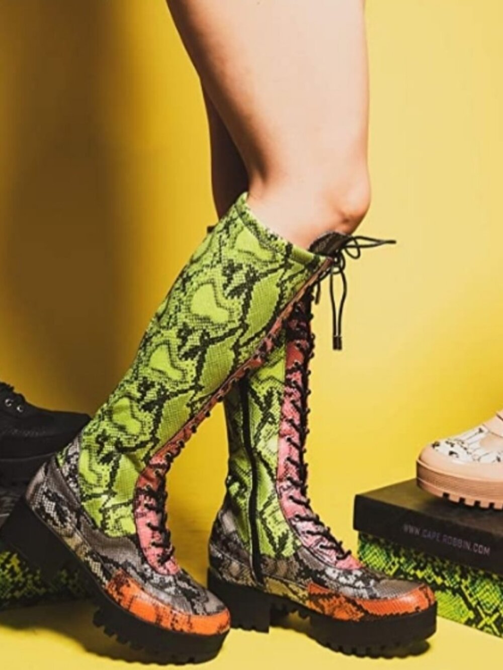 Cape Robbin Eliza 90s Y2K Neon Snakeskin Knee High Lace Up Platform Boot Size 9